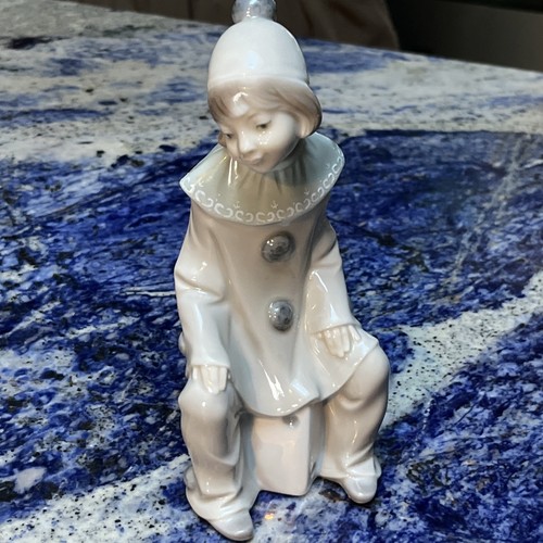 Lladro clown girl - girl, on