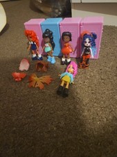 Roblox Royale High Small Dolls And Locker Bundle