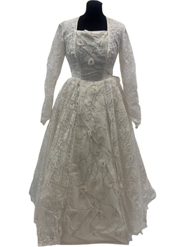 Vintage ivory floral - vintage, lace