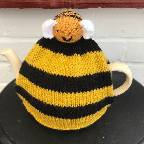 Hand knitted bee tea cosy - bee,