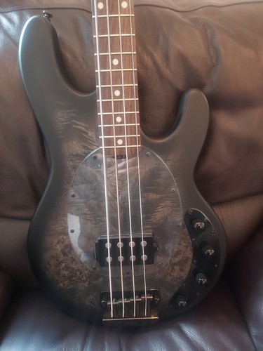 Sterling musicman ray 34 - musicman,