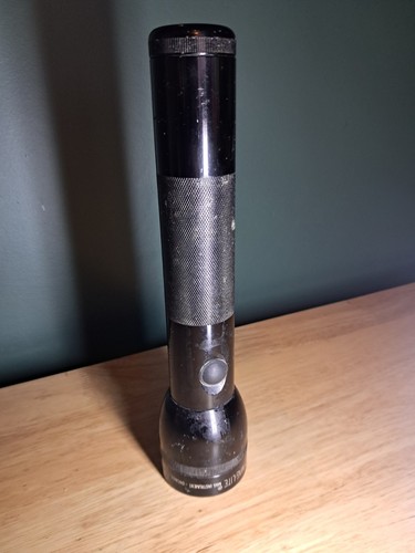 Black mag lite torch usa - black,