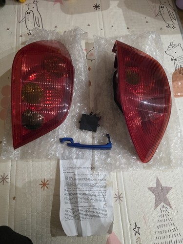 Peugeot 307 tail - tail, lights