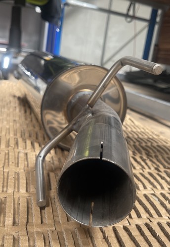 Piper exhausts back - piper,