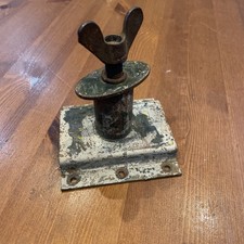 LAND ROVER SERIES 2 2A & 3 MILITARY TAIL GATE PICK AXE BRACKET