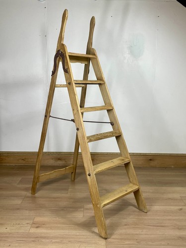 Antique pine ladder - ladder, –