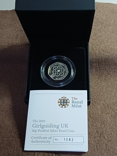 2010 royal mint girl - mint,