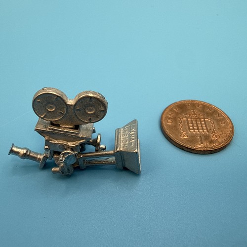 Panavision film camera - panavision,