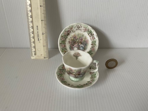 Vintage royal doulton brambly - doulton,