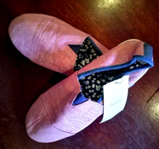 *NEW* Ladies Shiny Pink Plimsolls - Shoes UK Size 4