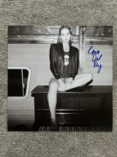 Lana del rey chemtrails over - lana,