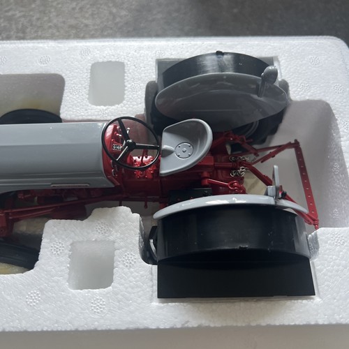 Universal hobbies ferguson - universal, ff