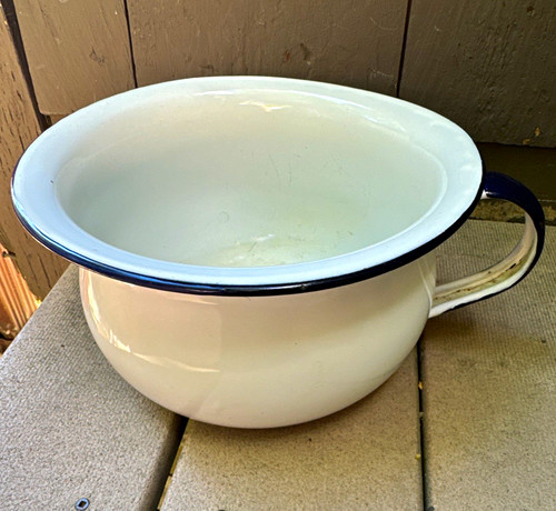 White enamel chamber - pot, wash
