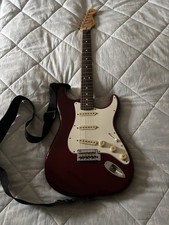 Fender Player II Stratocaster 2025 shipped in original box. 