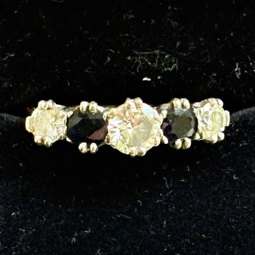 14ct yellow gold - yellow, five-stone