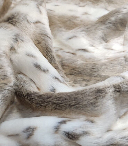 Super deluxe luxury faux fur - super,