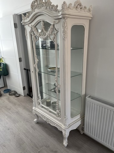 Shabby chic display cabinet - chic,