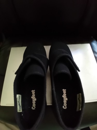 Cosy feet wide - feet, uk6