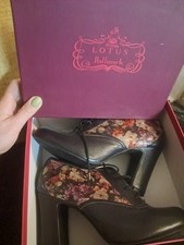 Lotus Shoes
