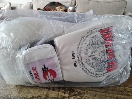 Lom boxing gloves - boxing, for