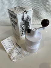 NEVER USED Robert Welch Boxed Cast Iron Vintage Pepper Mill (White) TRE SPADE