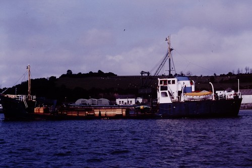 1982 shipping ship - ship, boat