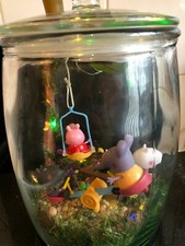Pepper pig and friends at the Park Handmade Dc/Ln fairy lamps and  figurines 