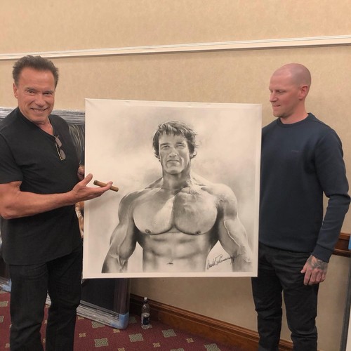 Arnold schwarzenegger signed - schwarzenegger,