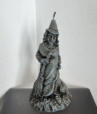 Vintage Artcrafts 1982 Grey Witch With Broom And Cat Candle