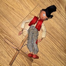 Vintage Pelham Puppet 'Dutch