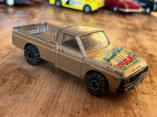 Corgi mazda 1600 incredible - mazda,
