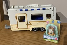 Cbeebies Bluey's Ultimate Caravan Adventures Toy & Bingo Figure INCOMPLETE.