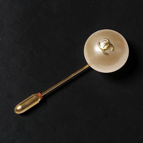 Chanel pearl pin brooch - chanel,