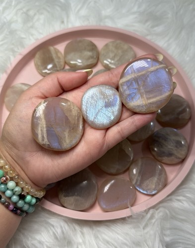 Tanzania moonstone flat - moonstone,