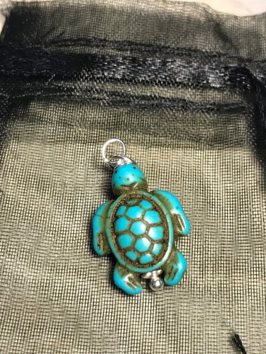 Turtle pendant howlite - turtle,