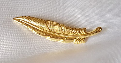 Feather brooch gold plated - feather,