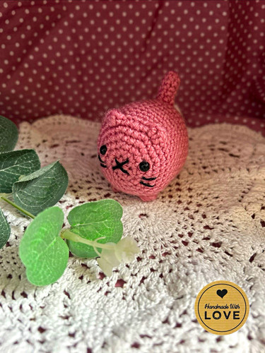 Handmade mini pink crochet - , cat