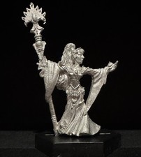 Citadel Warhammer High Elf Queen Alarielle the Everqueen Vintage Fantasy Metal