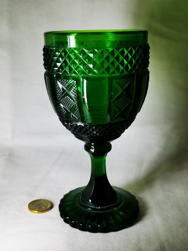 Antique glass emerald green - antique,