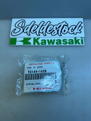 Spring selector axle - spring,