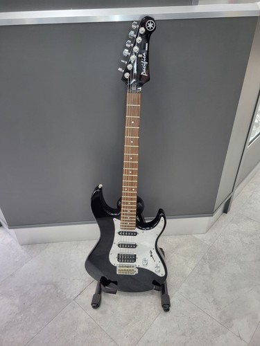 Yamaha pacifica pac112cpj - yamaha,