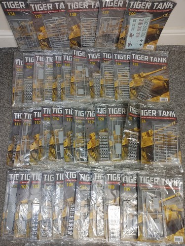 Hatchette tiger tank model - hatchette,