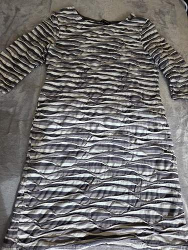 Grey cream wavy textured - grey,