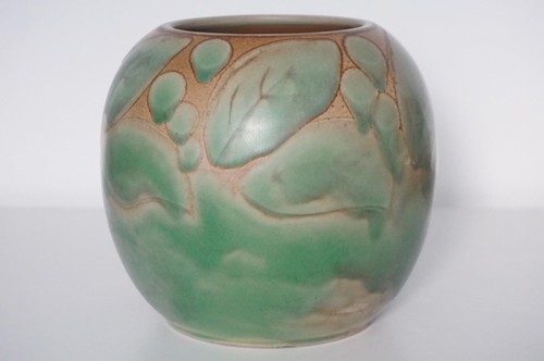 Royal doulton lambeth vase - royal,