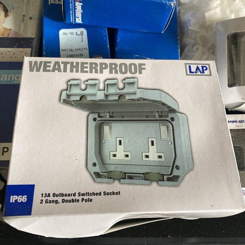 Job lot electrical switches - lot,