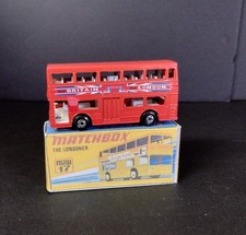 Matchbox MB17 London Damilar fleetline Bus 'Visit Britain Visit London'  see pic