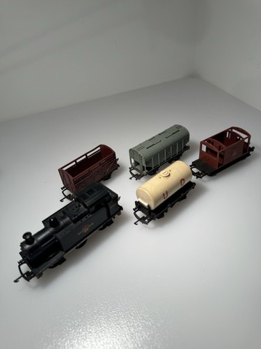 Triang gauge locomotive - locomotive, &