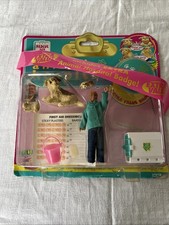 Vintage Animal Hospital Puppy In My Pocket Rescue Set Complete With Badge