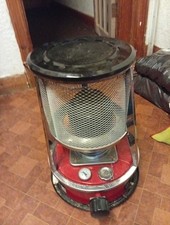 Kerosene Paraffin Heater Perfect For Indoor Outdoor Use. Red, Used Few Times.