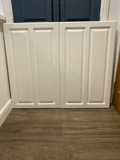 PAIR OF LARDER KITCHEN DOORS WHITE ASH GRAIN 600x 980mm    STOCK DZ329